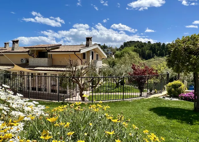 Bed and breakfast Peperosa In Collina 4*