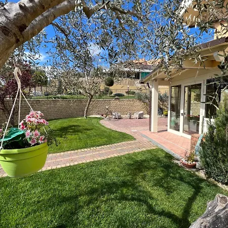Peperosa In Collina, Luxury Bed & Breakfast *