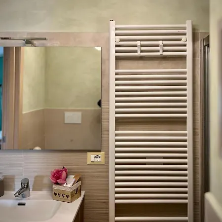 Peperosa In Collina 住宿加早餐酒店