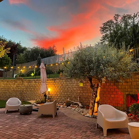 Bed & Breakfast Peperosa In Collina, Luxury Pescara