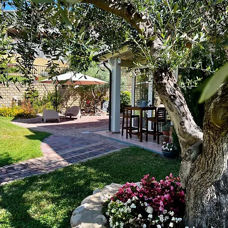 Bed & Breakfast Peperosa In Collina